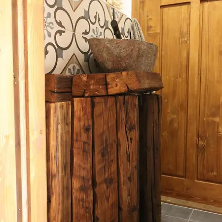 Pajta Vendeghaz * Balatonendréd